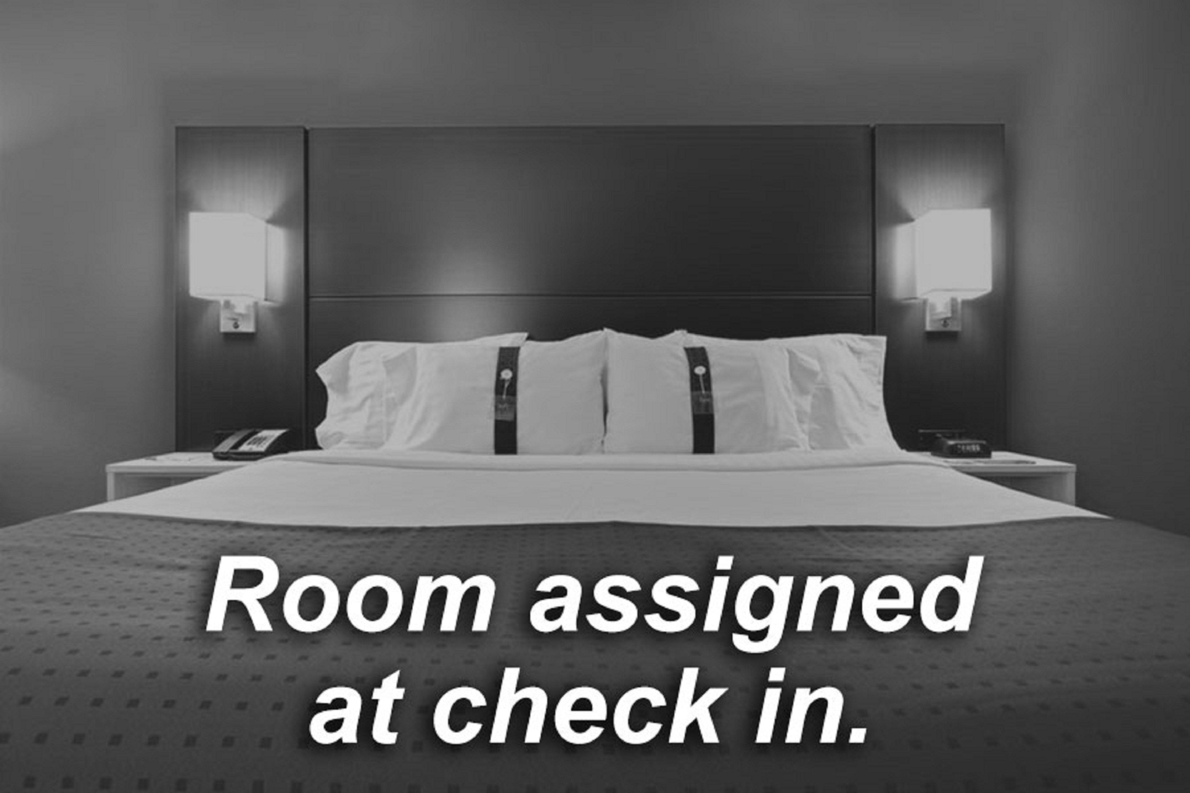 Holiday Inn Express Hotel & Suites Charlotte By Ihg Esterno foto