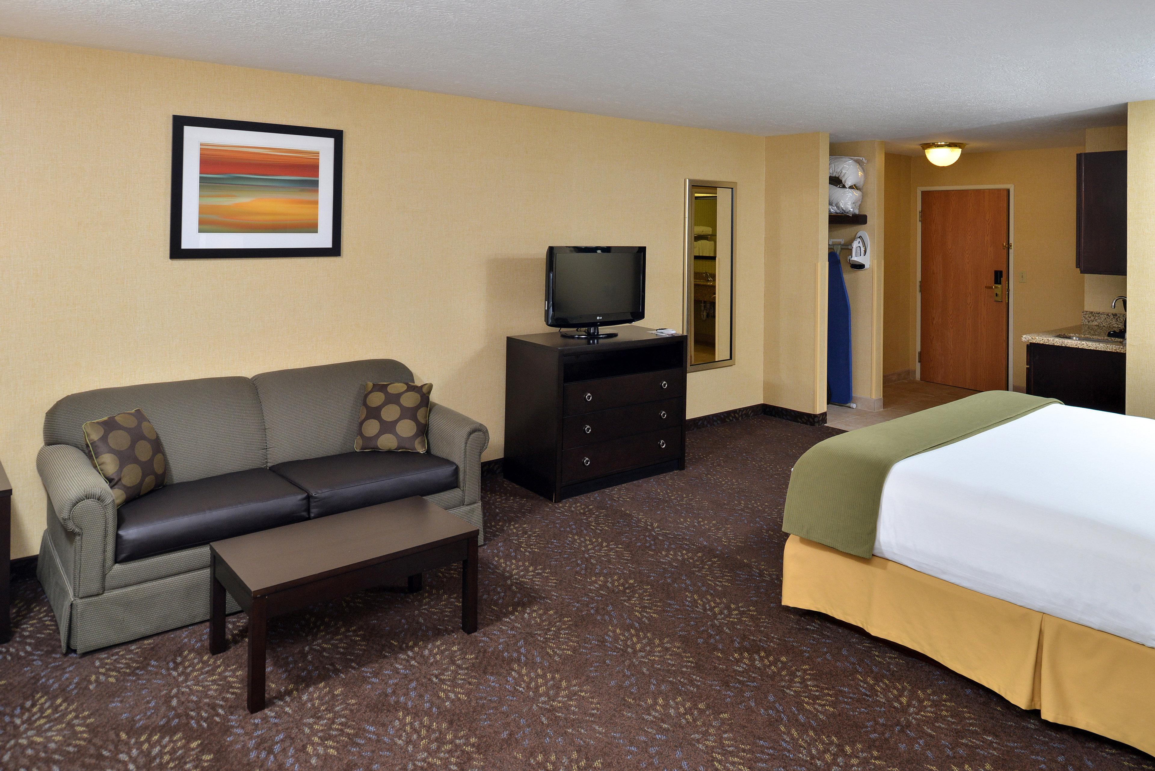 Holiday Inn Express Hotel & Suites Charlotte By Ihg Esterno foto
