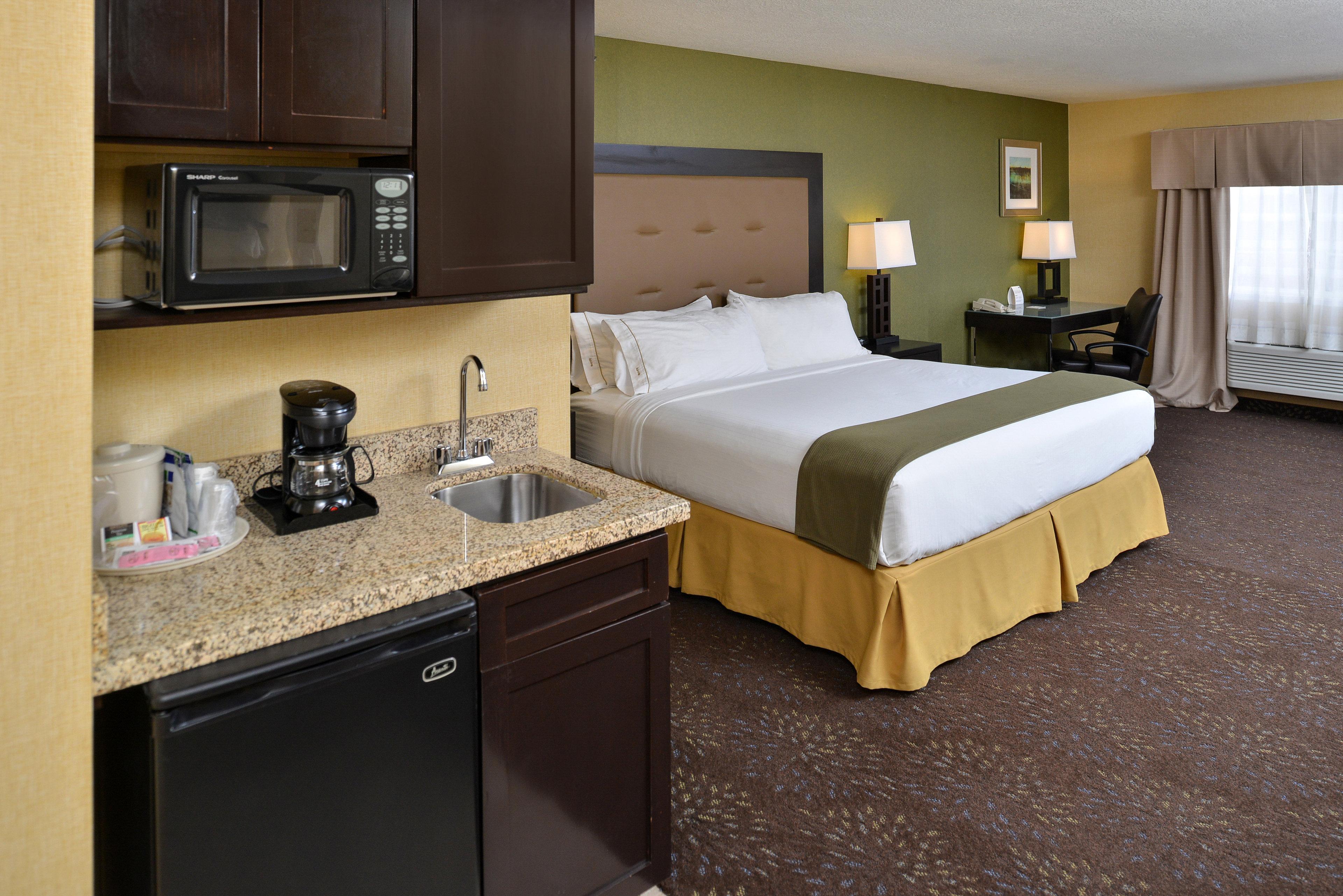Holiday Inn Express Hotel & Suites Charlotte By Ihg Esterno foto